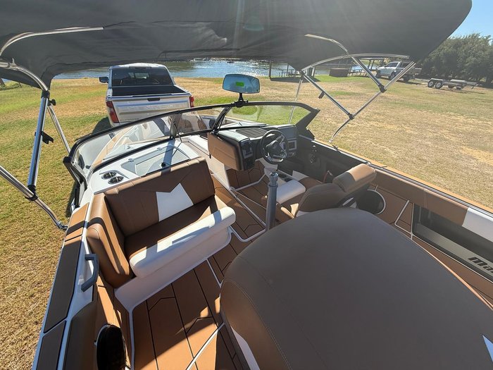 2026 Malibu Response TXi Open Bow