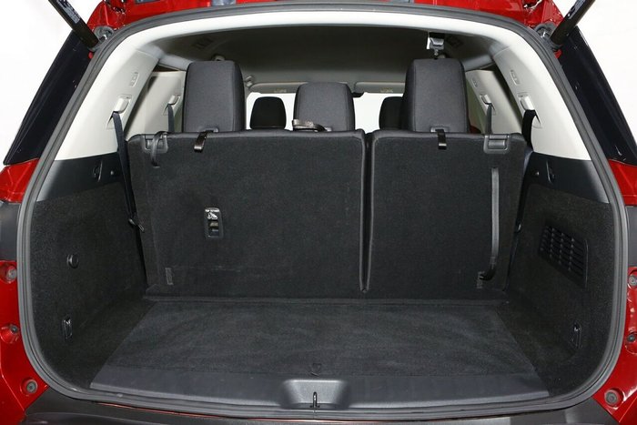 2023 Nissan Pathfinder ST-L