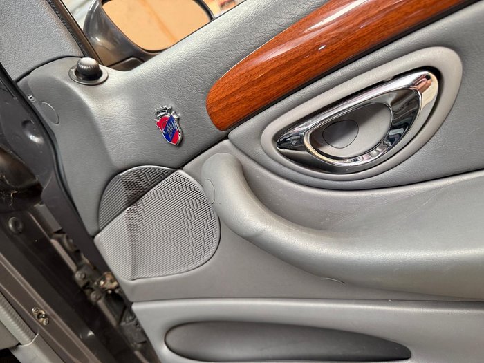 1995 Ford Fairmont Ghia EF