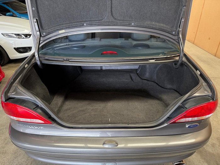 1995 Ford Fairmont Ghia EF