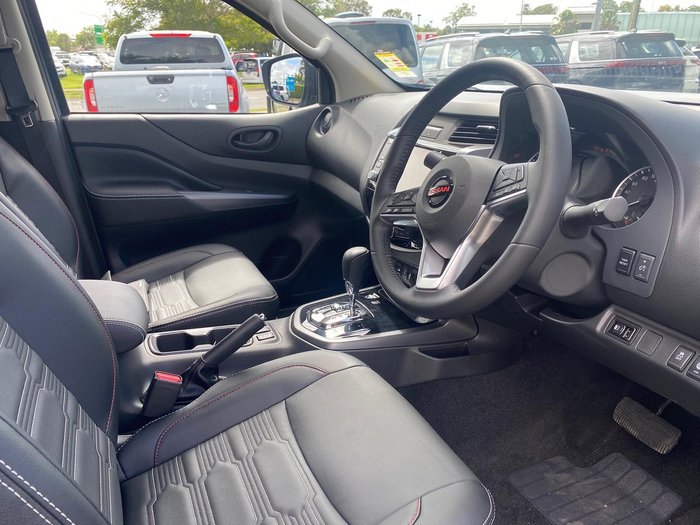 2025 Nissan Navara PRO-4X