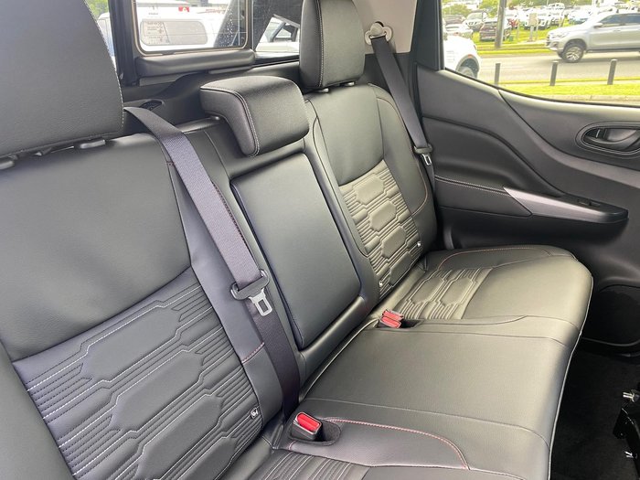 2025 Nissan Navara PRO-4X