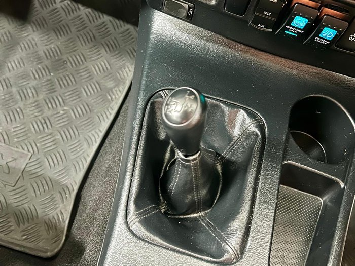 2014 Toyota Hilux SR5 KUN26R MY14 4X4 Dual Range Metal Storm