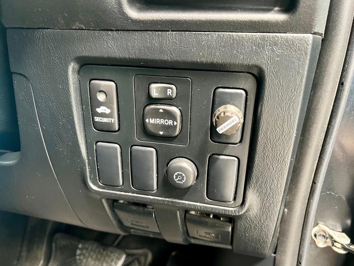 2014 Toyota Hilux SR5 KUN26R MY14 4X4 Dual Range Metal Storm