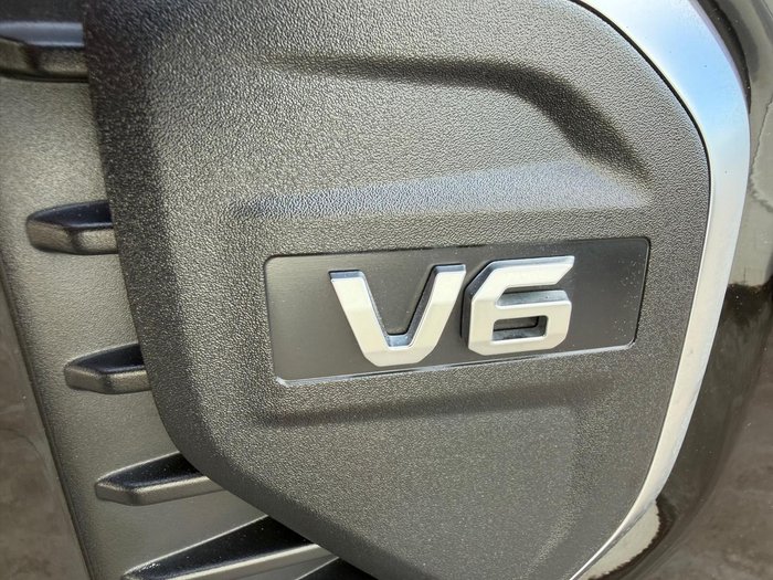 2024 Ford Everest Platinum