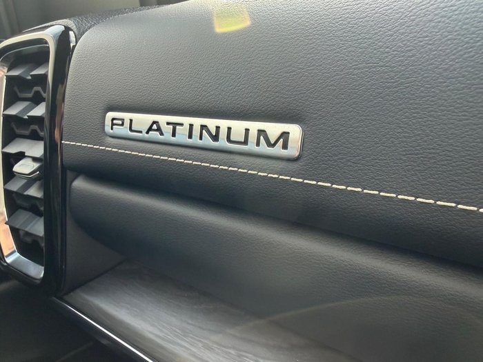 2024 Ford Everest Platinum