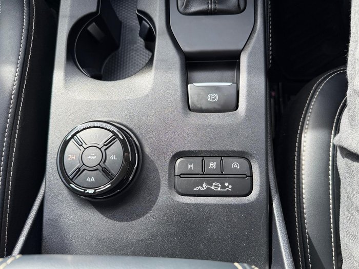 2024 Ford Everest Platinum