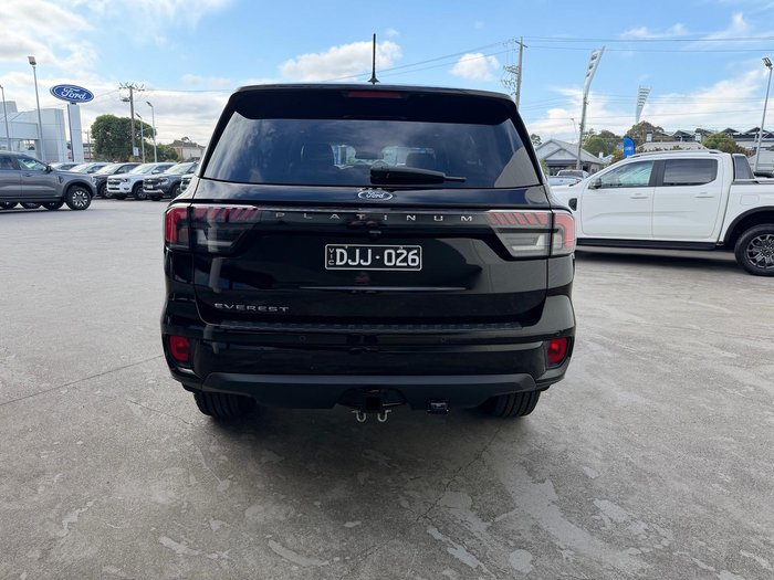 2024 Ford Everest Platinum