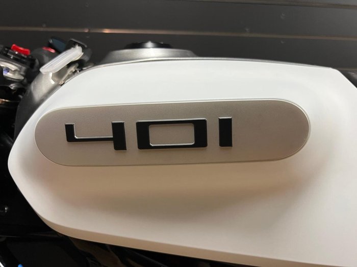 2022 HUSQVARNA VITPILEN 401 White