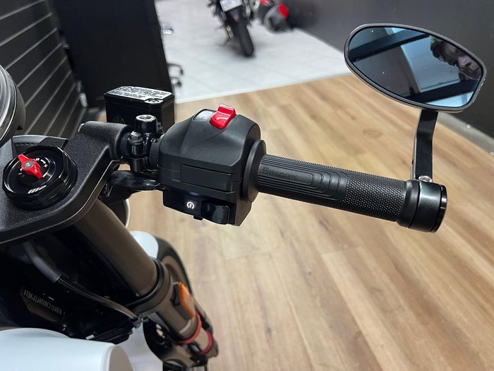 2022 HUSQVARNA VITPILEN 401 White