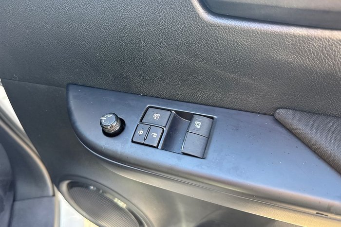 2024 Toyota Hilux SR GUN126R 4X4 Dual Range Glacier White