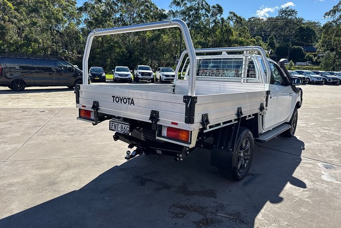 2024 Toyota Hilux SR GUN126R 4X4 Dual Range Glacier White