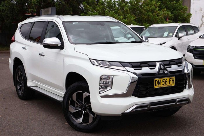 2024 Mitsubishi Pajero Sport GLS