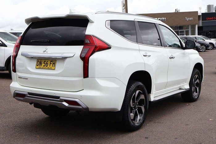 2024 Mitsubishi Pajero Sport GLS