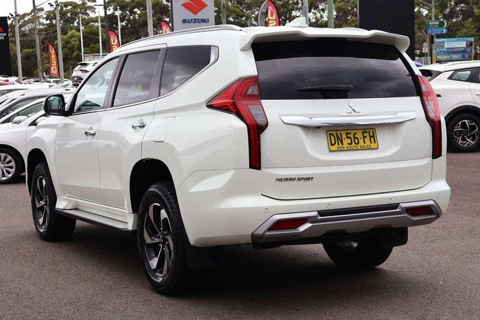 2024 Mitsubishi Pajero Sport GLS