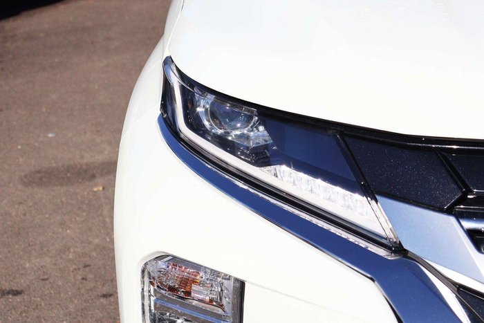 2024 Mitsubishi Pajero Sport GLS