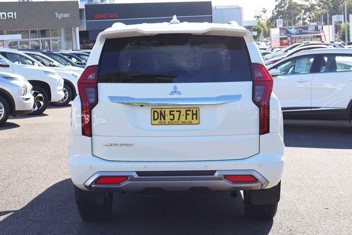 2024 Mitsubishi Pajero Sport GLS