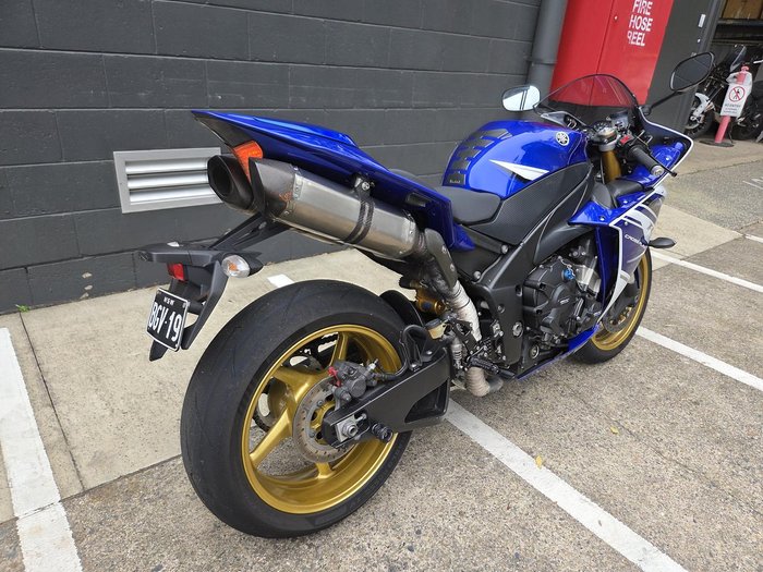 2013 Yamaha YZF-R1