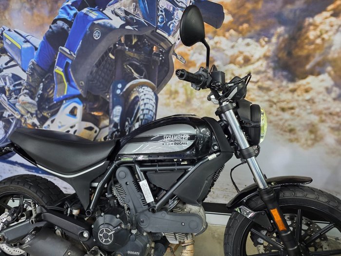 2016 DUCATI SCRAMBLER SIXTY2 BLACK