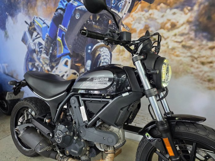 2016 DUCATI SCRAMBLER SIXTY2 BLACK