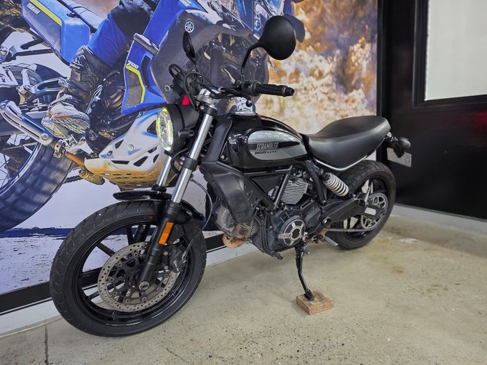 2016 DUCATI SCRAMBLER SIXTY2 BLACK