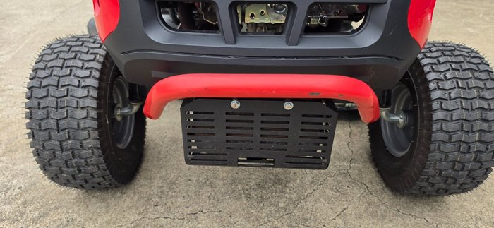 2025 Victa 2025 Victa Mower VSX 42 Inch Cut B20 2692068 Red