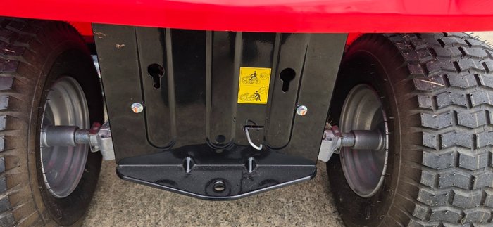 2025 Victa 2025 Victa Mower VSX 42 Inch Cut B20 2692068 Red