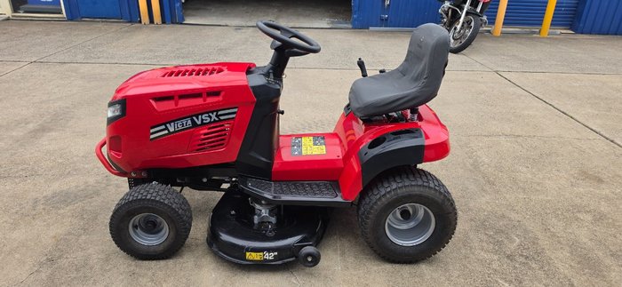 2025 Victa 2025 Victa Mower VSX 42 Inch Cut B20 2692068 Red