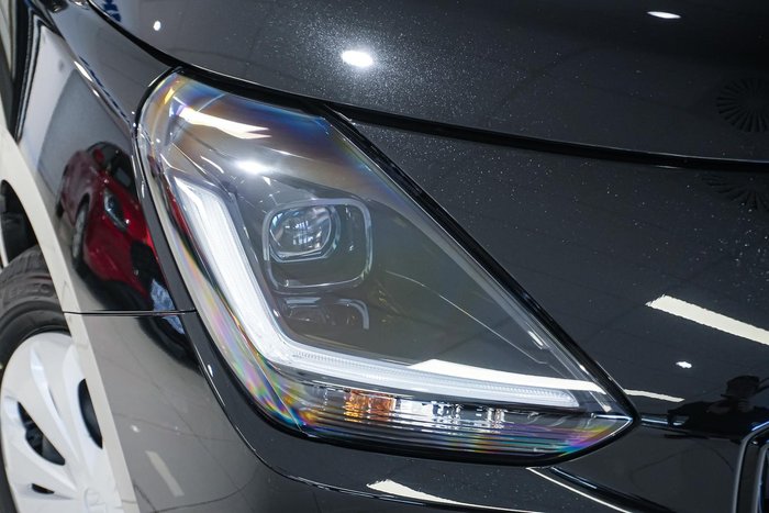 2025 Suzuki Swift Hybrid