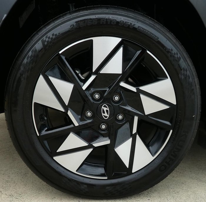 2024 Hyundai Kona Premium