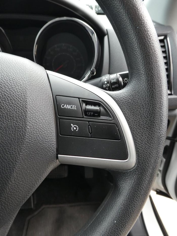 2023 Mitsubishi ASX ES