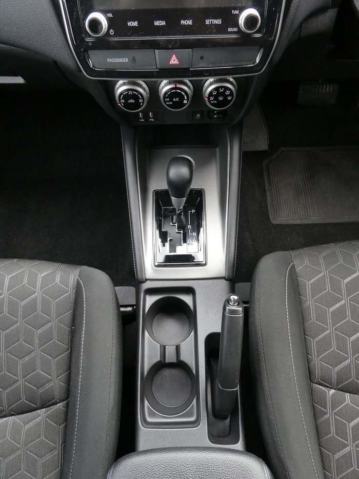 2023 Mitsubishi ASX ES