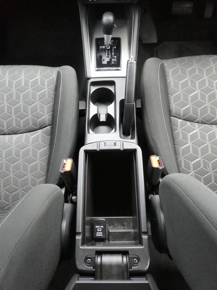 2023 Mitsubishi ASX ES