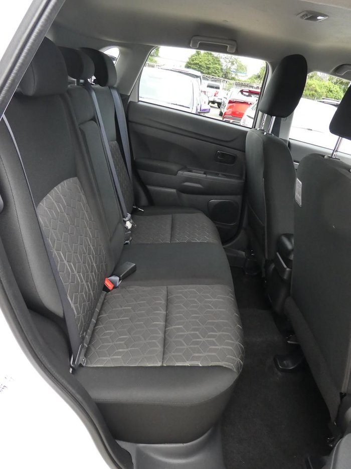 2023 Mitsubishi ASX ES