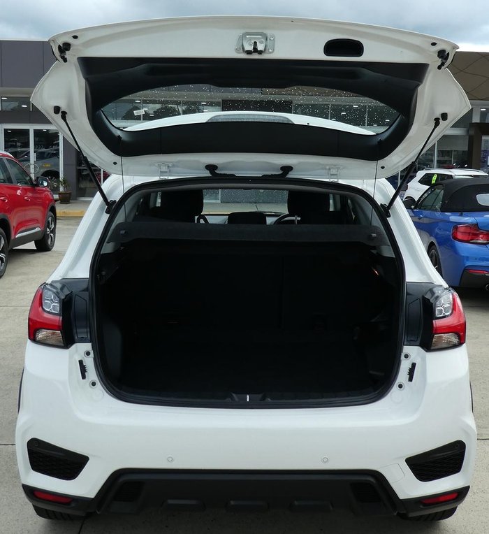 2023 Mitsubishi ASX ES