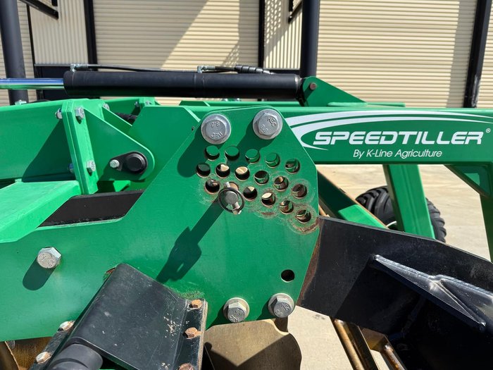 0 K-Line 2930U 3 Metre Trailing Speed Tiller