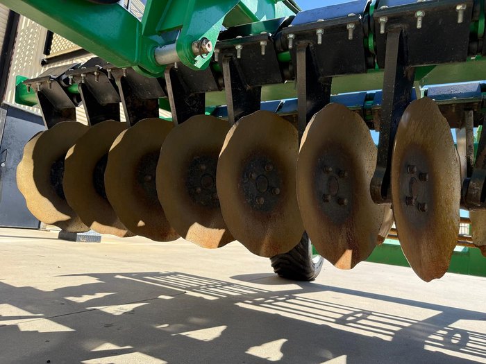 0 K-Line 2930U 3 Metre Trailing Speed Tiller