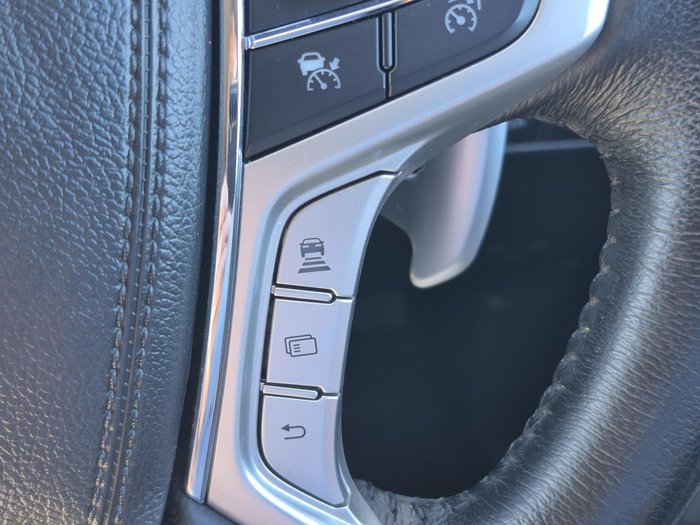 2023 Mitsubishi Pajero Sport GLS