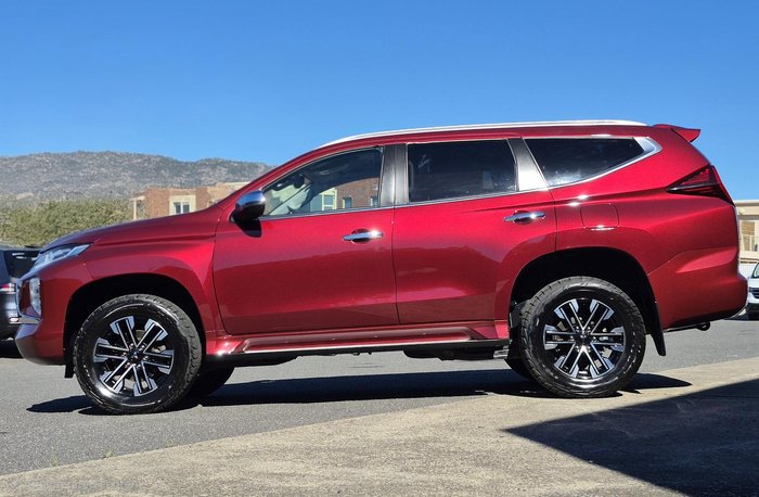 2023 Mitsubishi Pajero Sport GLS