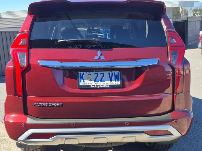 2023 Mitsubishi Pajero Sport GLS