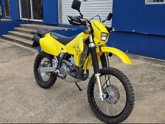 2025 Suzuki DR-Z400E Yellow
