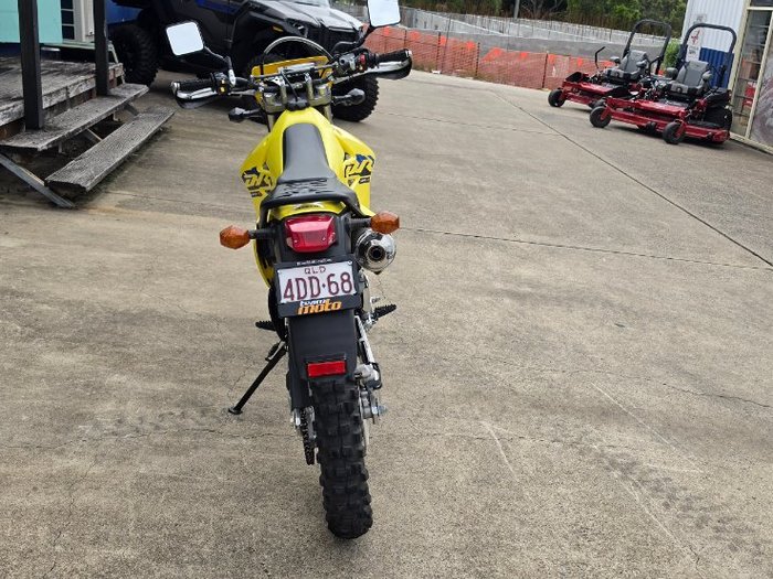 2025 Suzuki DR-Z400E Yellow