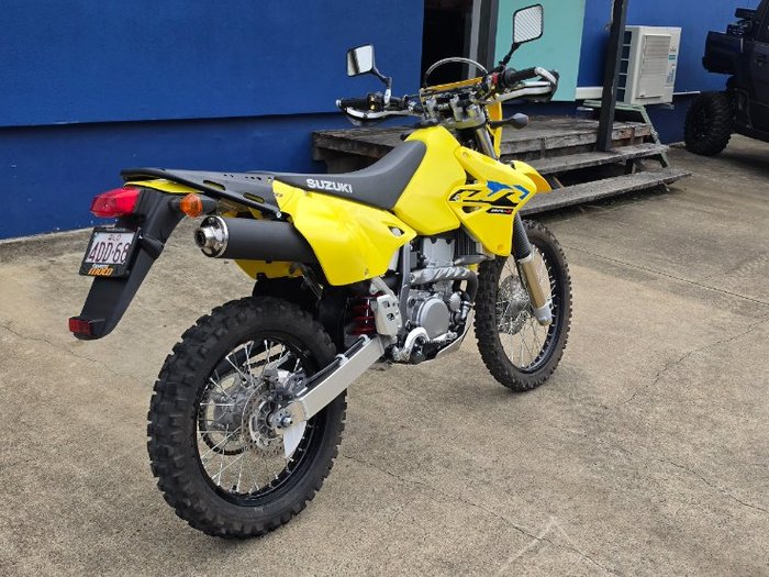 2025 Suzuki DR-Z400E Yellow