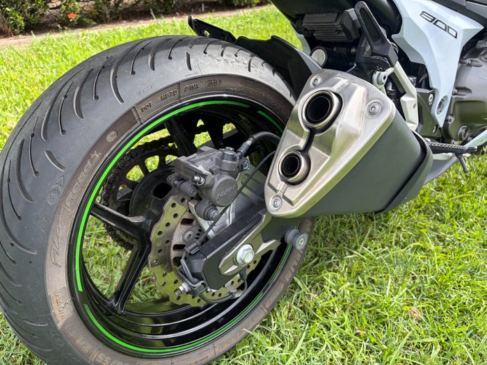 2013 Kawasaki Z800 ABS (ZR800) White