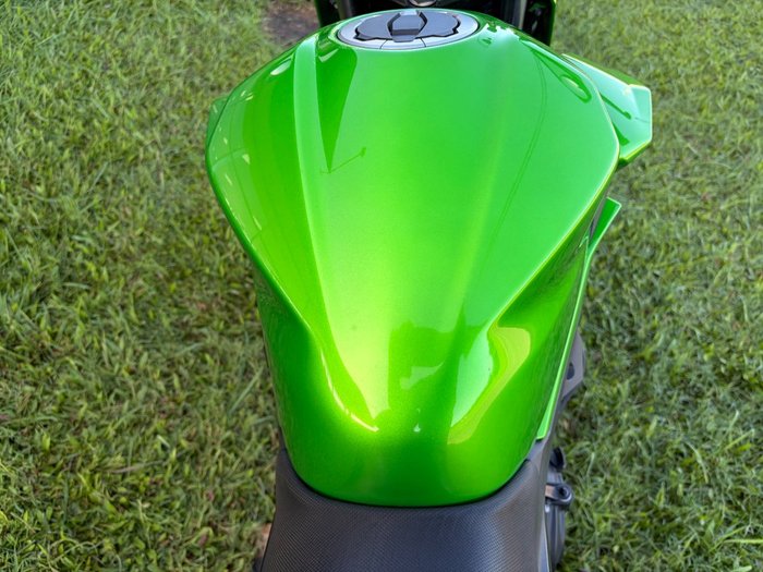 2022 Kawasaki Z400 Green