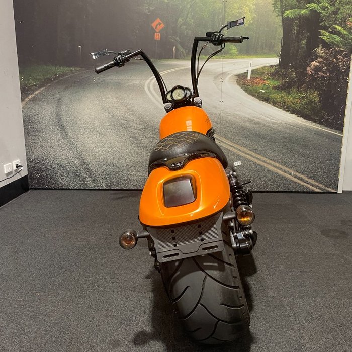 2008 HARLEY-DAVIDSON VRSCAW V-ROD Orange