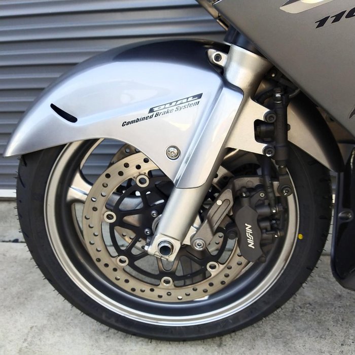 2006 Honda CBR1100 XX Super Blackbird