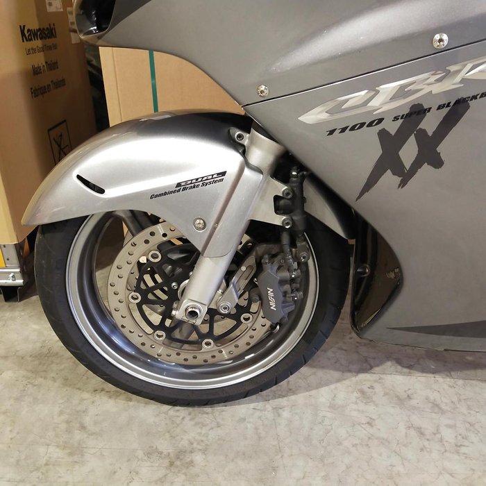 2006 Honda CBR1100 XX Super Blackbird CBR1100 Silver