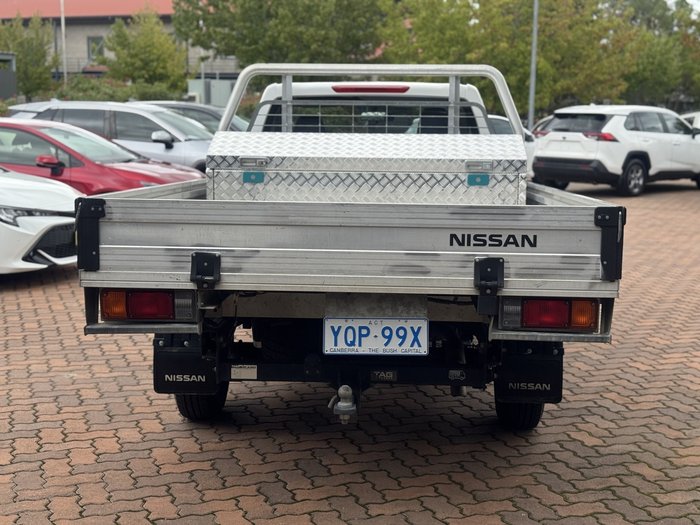 2016 Nissan Navara DX