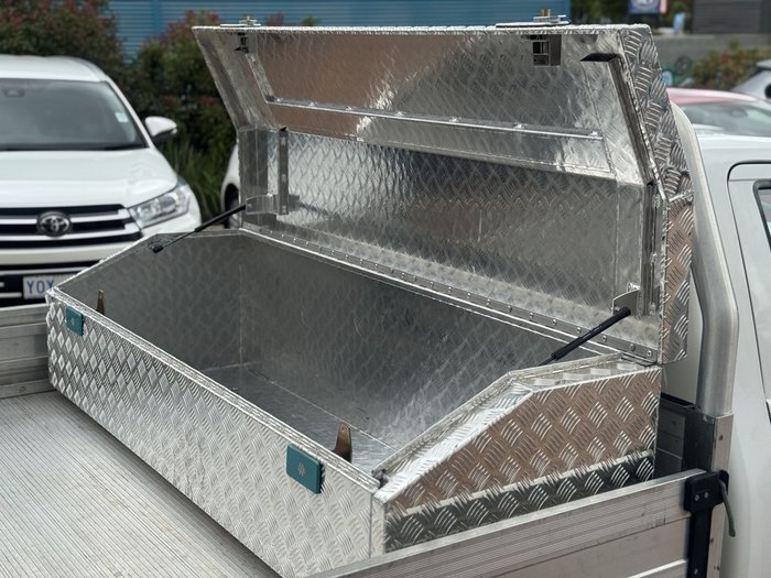 2016 Nissan Navara DX